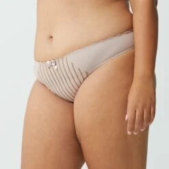 Slip Beige Noisette Stockholm 7 Slip Beige Noisette Stockholm -Bestform Soldes Boutique BL02446 042 WEB 1 39d948f6 3ba2 48e0 9e72 0180f603ddb6