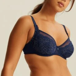 Soutien-gorge Emboîtant Avec Armatures Marine CAPRI 6 Soutien-gorge Emboîtant Avec Armatures Marine CAPRI -Bestform Soldes Boutique BL14500 021 WEB 11