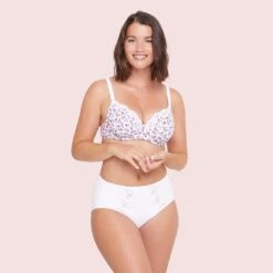 Soutien-gorge Emboîtant Avec Armatures Blanc Emily Coton 7 Soutien-gorge Emboîtant Avec Armatures Blanc Emily Coton -Bestform Soldes Boutique BL23330 9A2 WEB 3