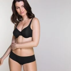 Slip Noir Livorne -Bestform Soldes Boutique CL02875 030 WEB 3 339834a2 0098 4c5a affe f9b8b19b1bc1