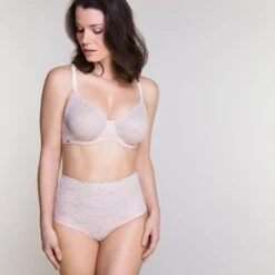 Soutien-gorge Emboîtant Avec Armatures Beige Rosé Amalfi 7 Soutien-gorge Emboîtant Avec Armatures Beige Rosé Amalfi -Bestform Soldes Boutique CL44878 048 WEB 3 a418cc9f eb4e 4ebd 91fd 65c297a0a0b6